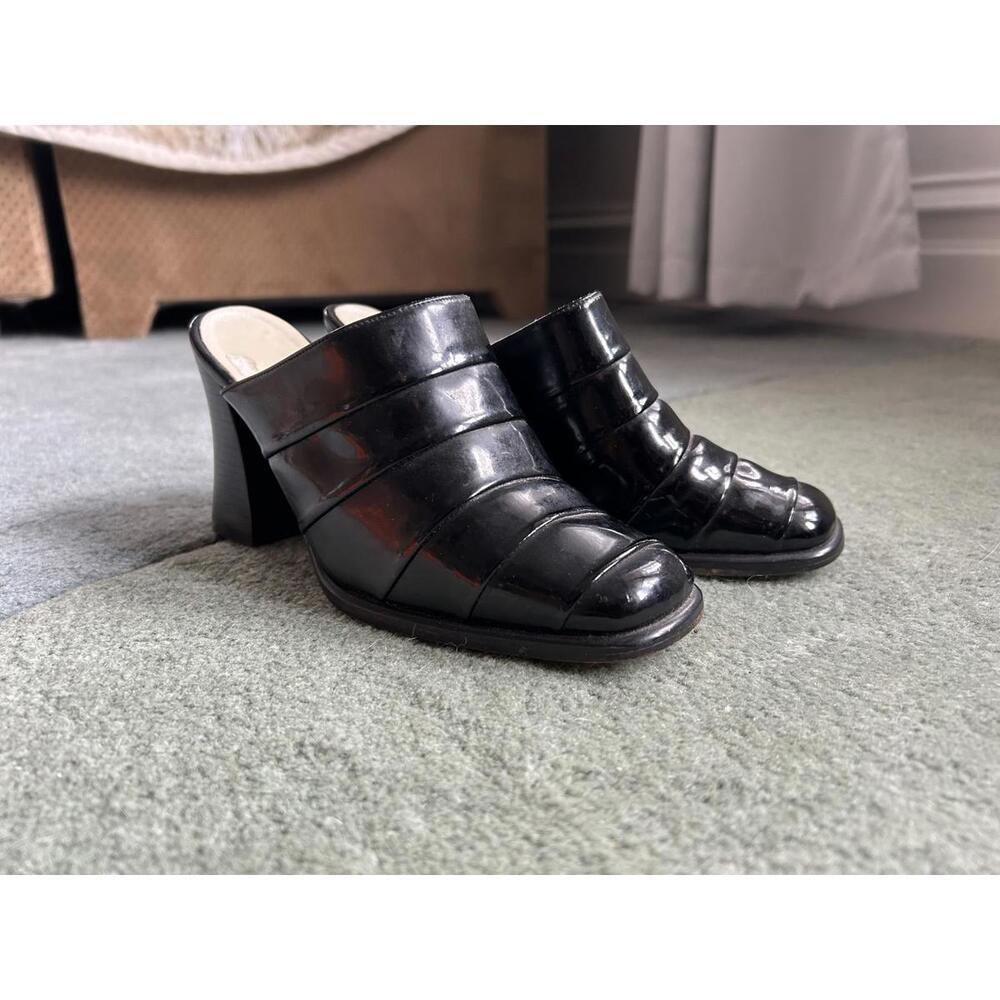 Eel skin looking black vintage mule heels Made in Italy